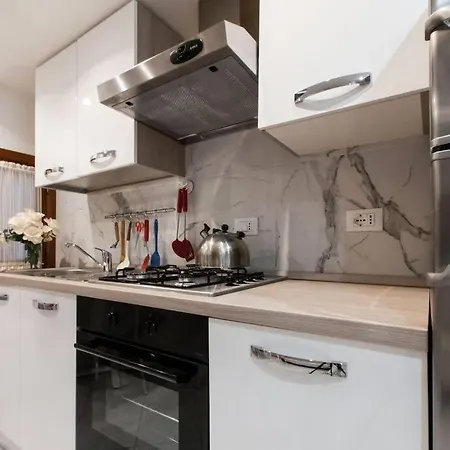 Ca'mariagrazia Flat In With Private Patio Apartment *